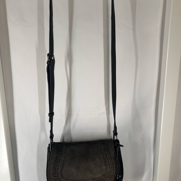 Vince Camuto Kirie suede bag minimalist Crossbody adjustable strap Retail $248 - Picture 2 of 8